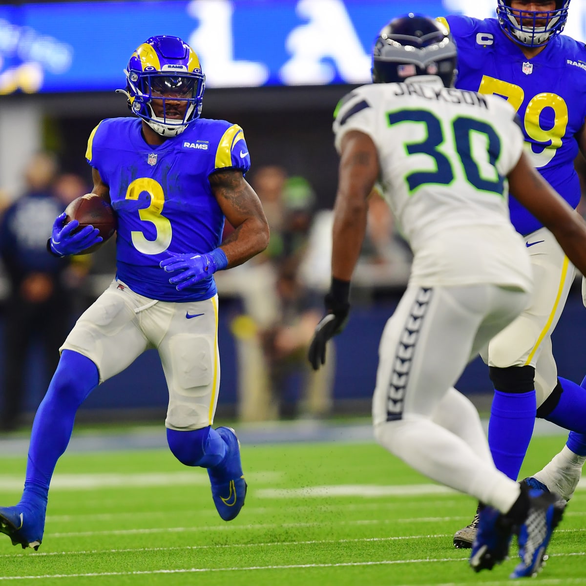 Los Angeles Rams vs. Seattle Seahawks Notebook: Bobby Wagner Gets