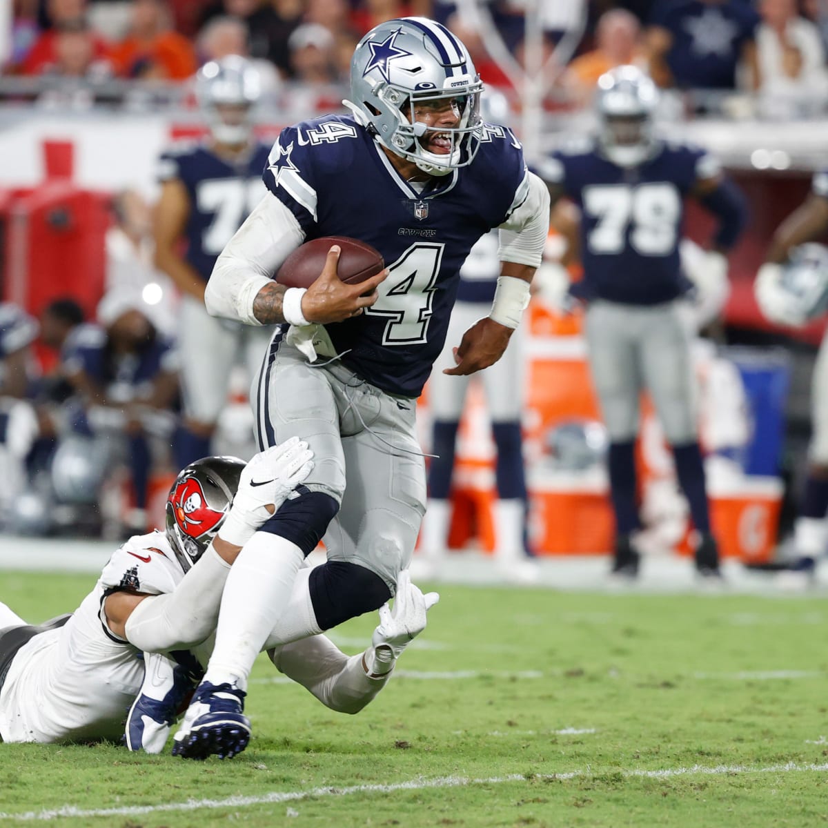 Dak Prescott scores 5 touchdowns as Cowboys wallop Bucs in NFC wild-card  matchup