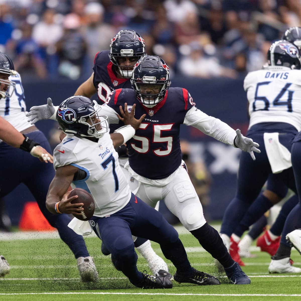 Big Bro': How Houston Texans Jerry Hughes is Mentoring Rookie Will Anderson  Jr. - Sports Illustrated Houston Texans News, Analysis and More