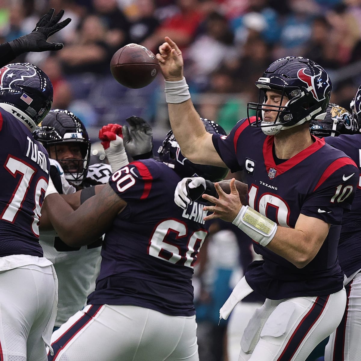 Texans fans leave lots of empty seats for home opener vs. Jaguars on heels  of disastrous offseason