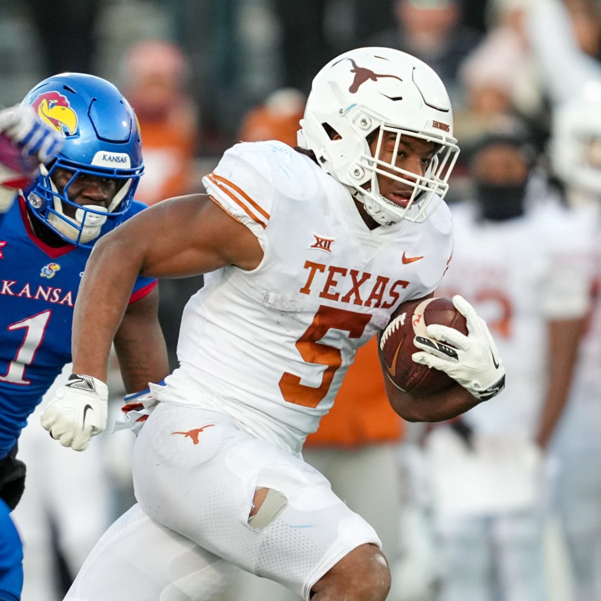 Texas Longhorns player Bijan Robinson has new NFTs