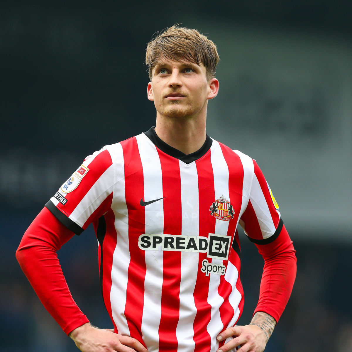 Sunderland's Dennis Cirkin salvages a point at Millwall in a brief comeback  from injury - Chronicle Live