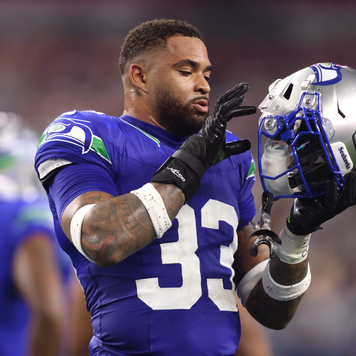 Seattle Seahawks' Jamal Adams Under Fire After Insulting Reporter's Wife on  Social Media - Sports Illustrated Seattle Seahawks News, Analysis and More