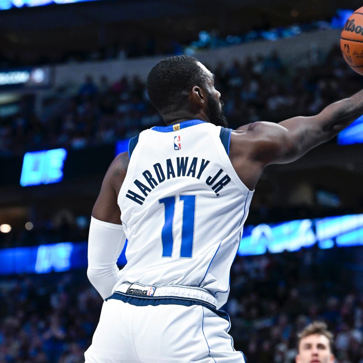 Dallas Mavericks forward Tim Hardaway Jr. (11) dribbles as Orlando