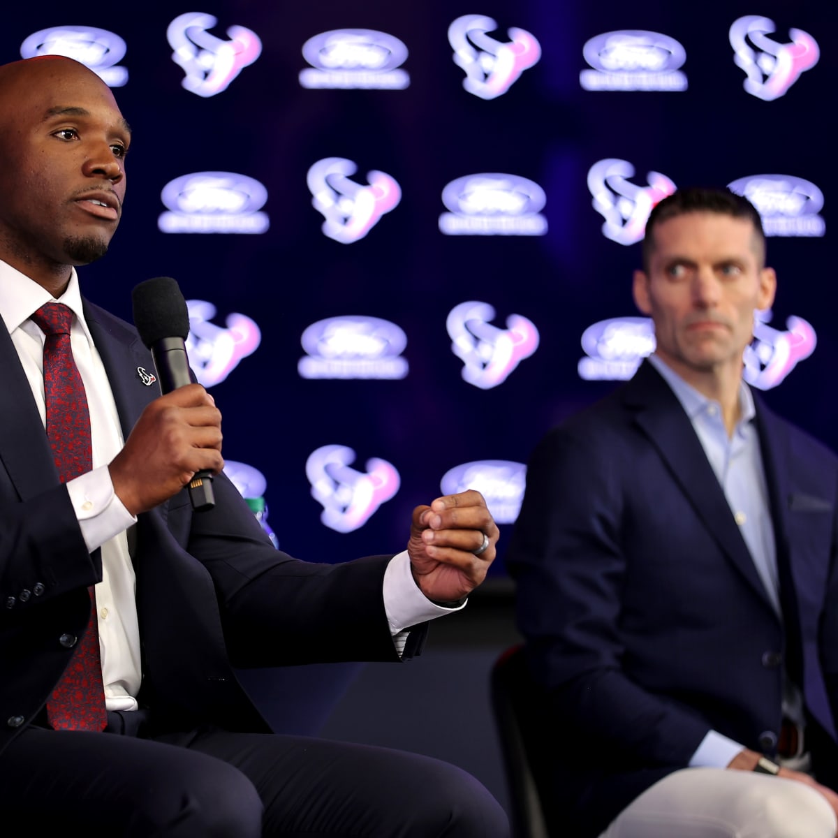 Houston Texans have a strong roster and can compete, but coaches choose not  to - Battle Red Blog