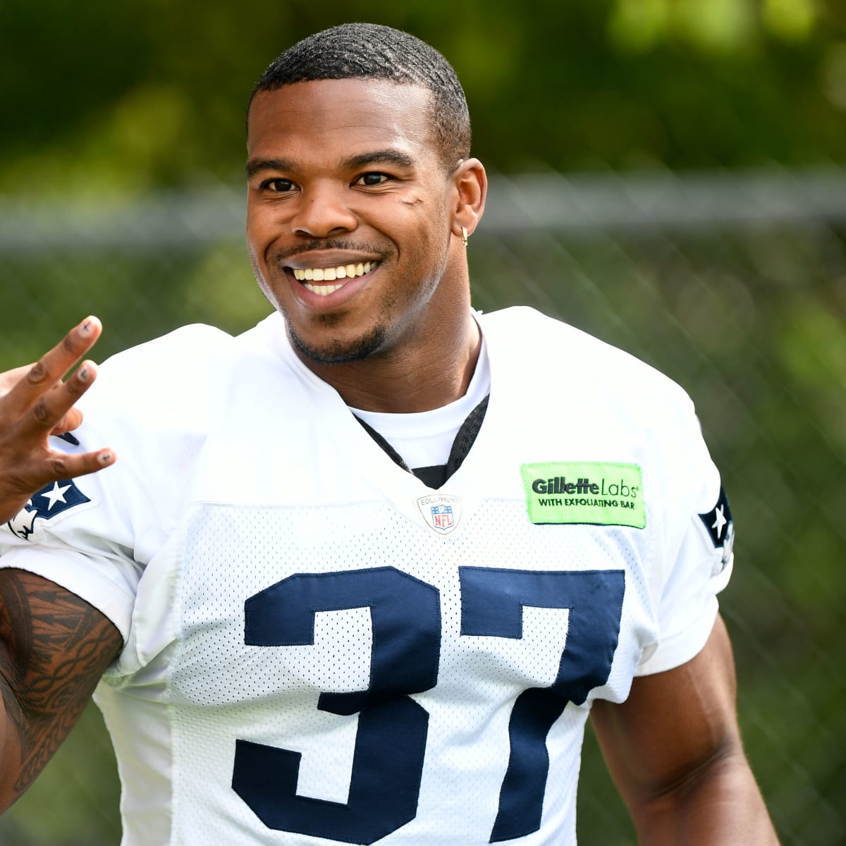 Buffalo Bills running back Damien Harris (22) during warmups before an NFL football  preseason game against the Chicago Bears, Saturday, Aug. 26, 2023, in  Chicago. (AP Photo/Melissa Tamez Stock Photo - Alamy