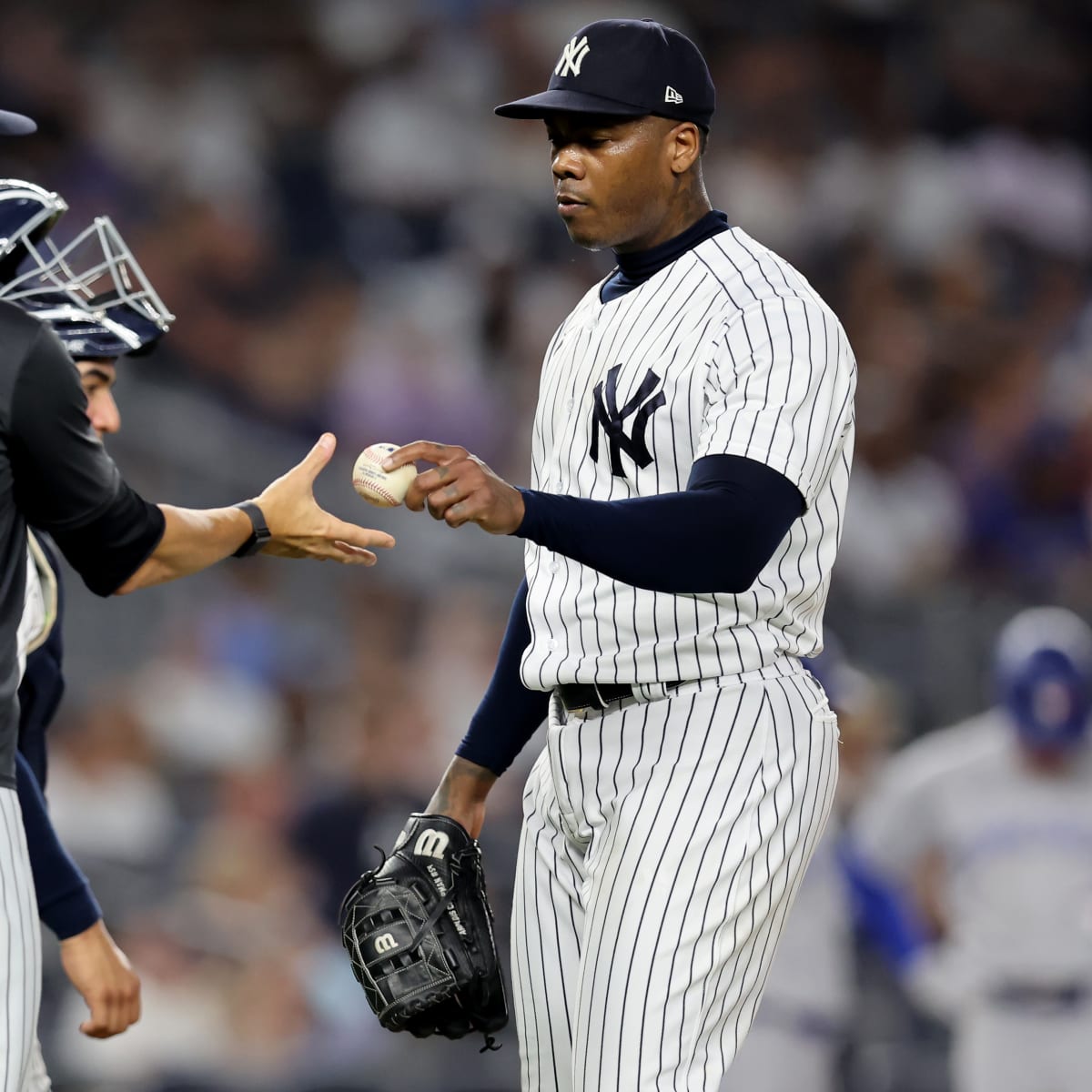 Yankees poised to add Aroldis Chapman to dominant bullpen