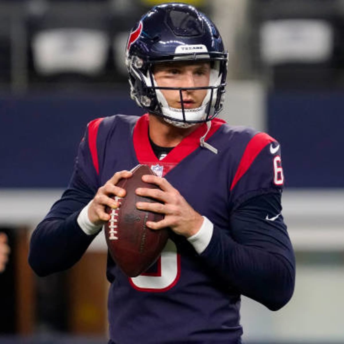 December 18, 2022: Houston Texans quarterback Davis Mills (10) throws a  pass during a game between the Kansas City Chiefs and the Houston Texans in  Houston, TX. ..Trask Smith/CSM/Sipa USA(Credit Image: ©