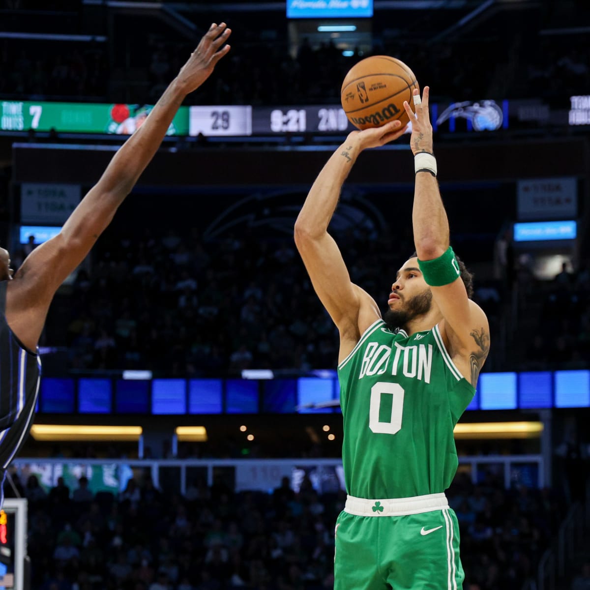 Banchero, Isaac, Magic end Celtics' 9-game win streak 113-98