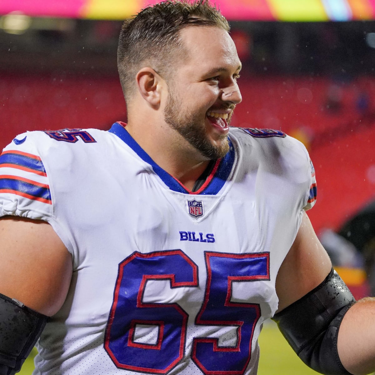 Buffalo Bills re-sign guard Ike Boettger to solidify depth at