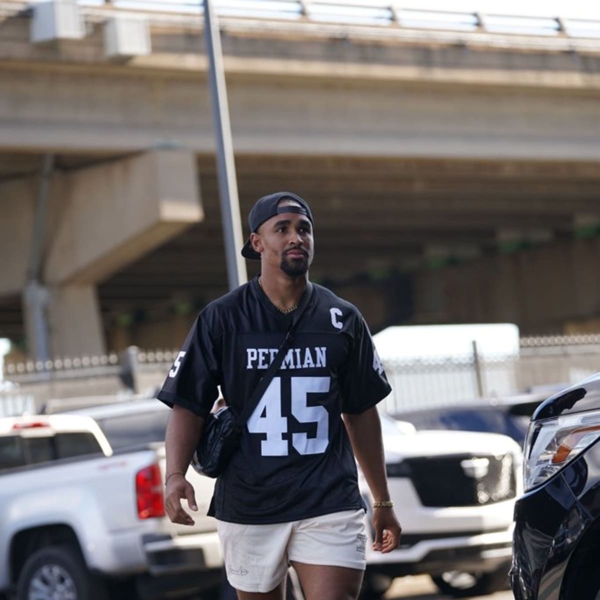 Nike Men's Jalen Hurts Black Philadelphia Eagles Player Name