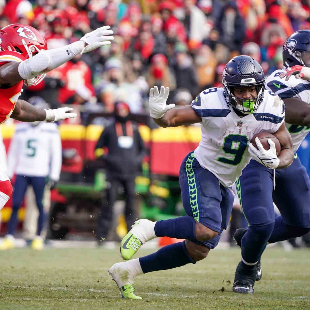 Seattle Seahawks RB Kenneth Walker: Strong Rookie Season Continues