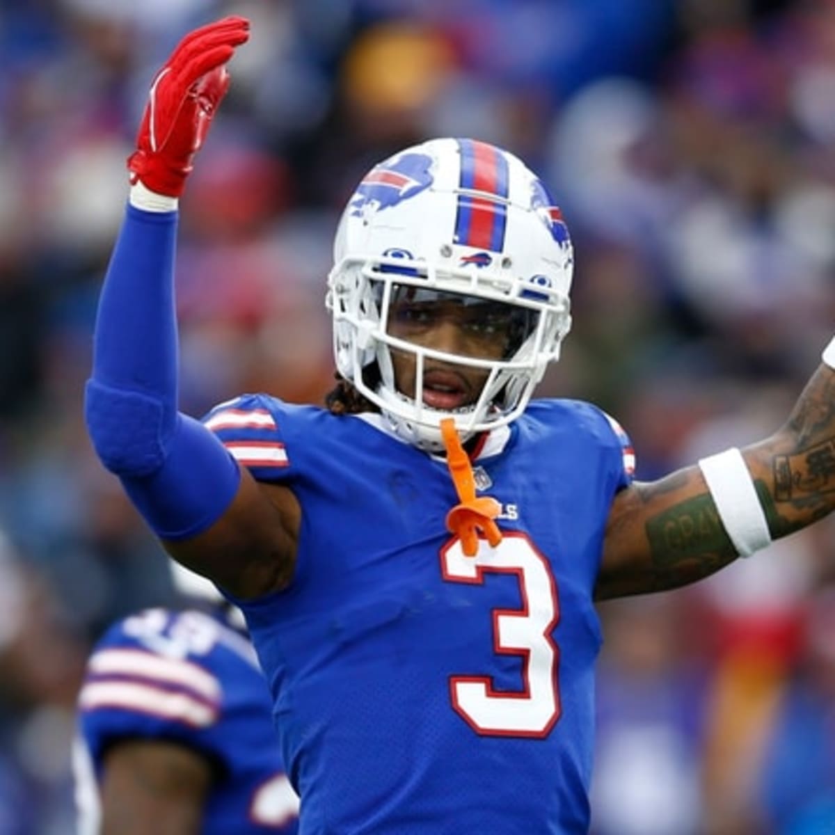 Photos: Buffalo Bills safety Damar Hamlin hosts youth football camp in  hometown