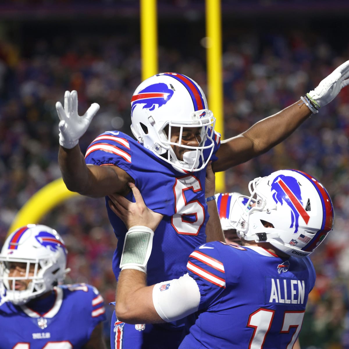 Buffalo Bills re-sign wide receiver Isaiah McKenzie