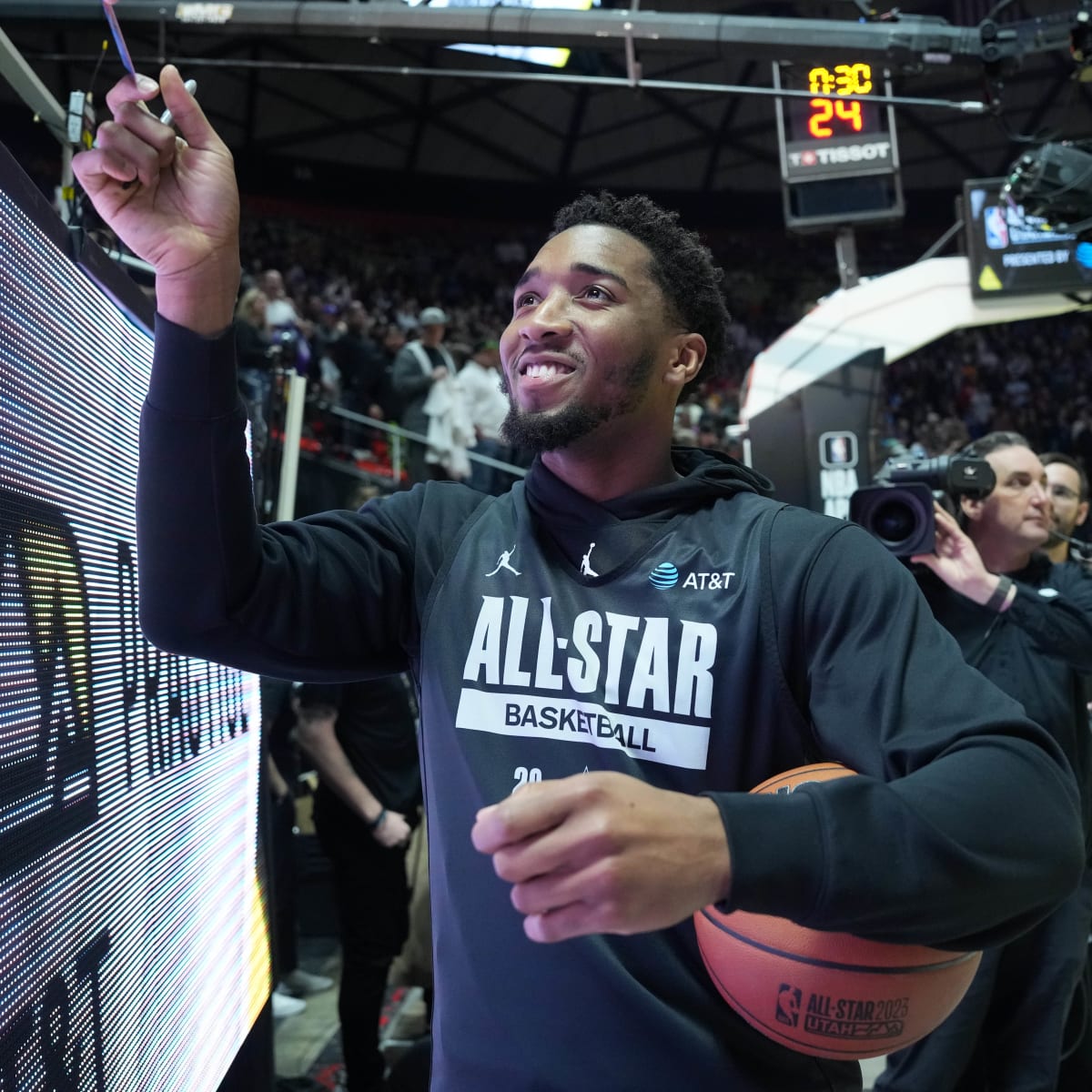 What Donovan Mitchell said about full-circle moment at All-Star 2023 -  Deseret News