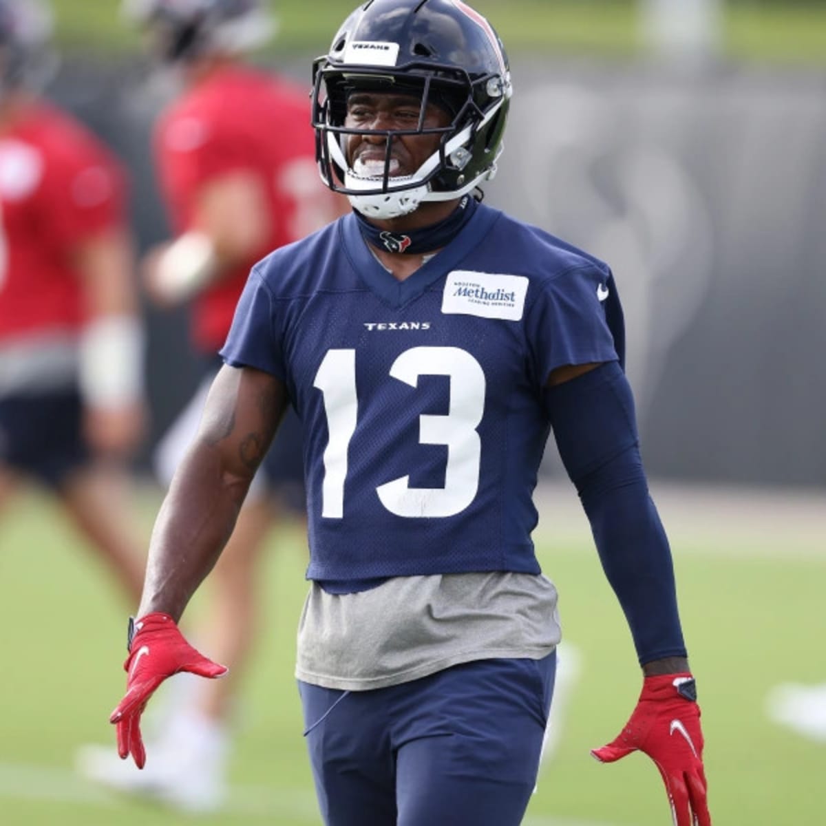 Texans trade Brandin Cooks to Cowboys, re-sign Laremy Tunsil