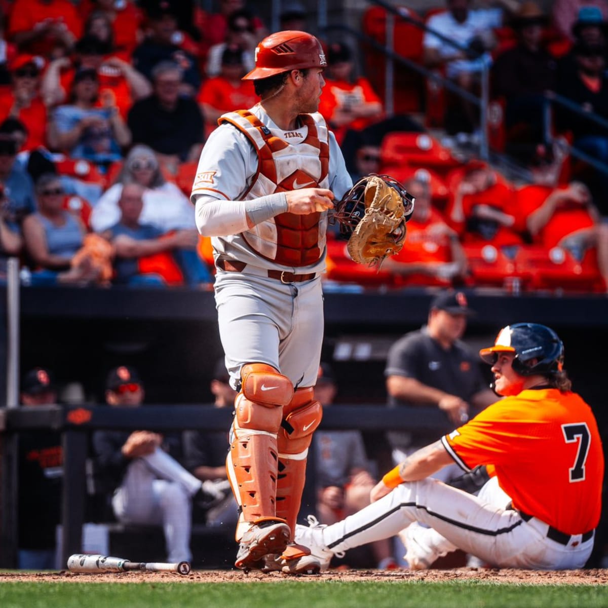 Texas Longhorns baseball: 3 homers, great pitching lead to win over Air  Force