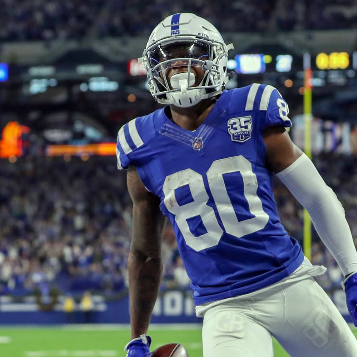 Indianapolis, USA. 17 August 2019. Indianapolis Colts wide receiver Chester  Rogers (80) runs with the ball during NFL football preseason game action  between the Cleveland Browns and the Indianapolis Colts at Lucas