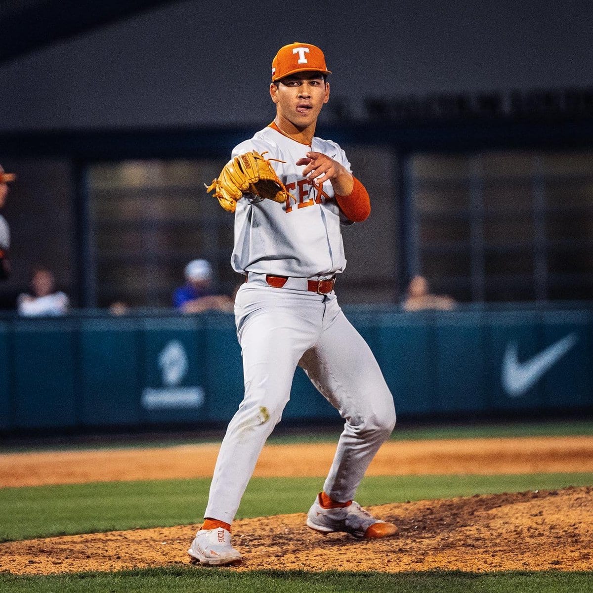 Texas Longhorns baseball wins first-ever road series over West Virginia