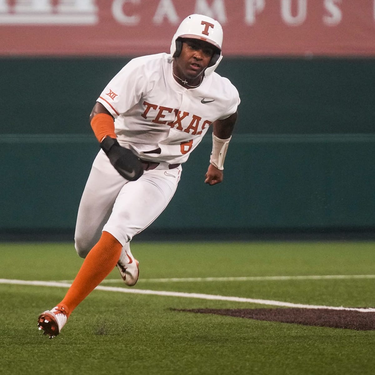 Texas takes series against Kansas State - Burnt Orange Nation