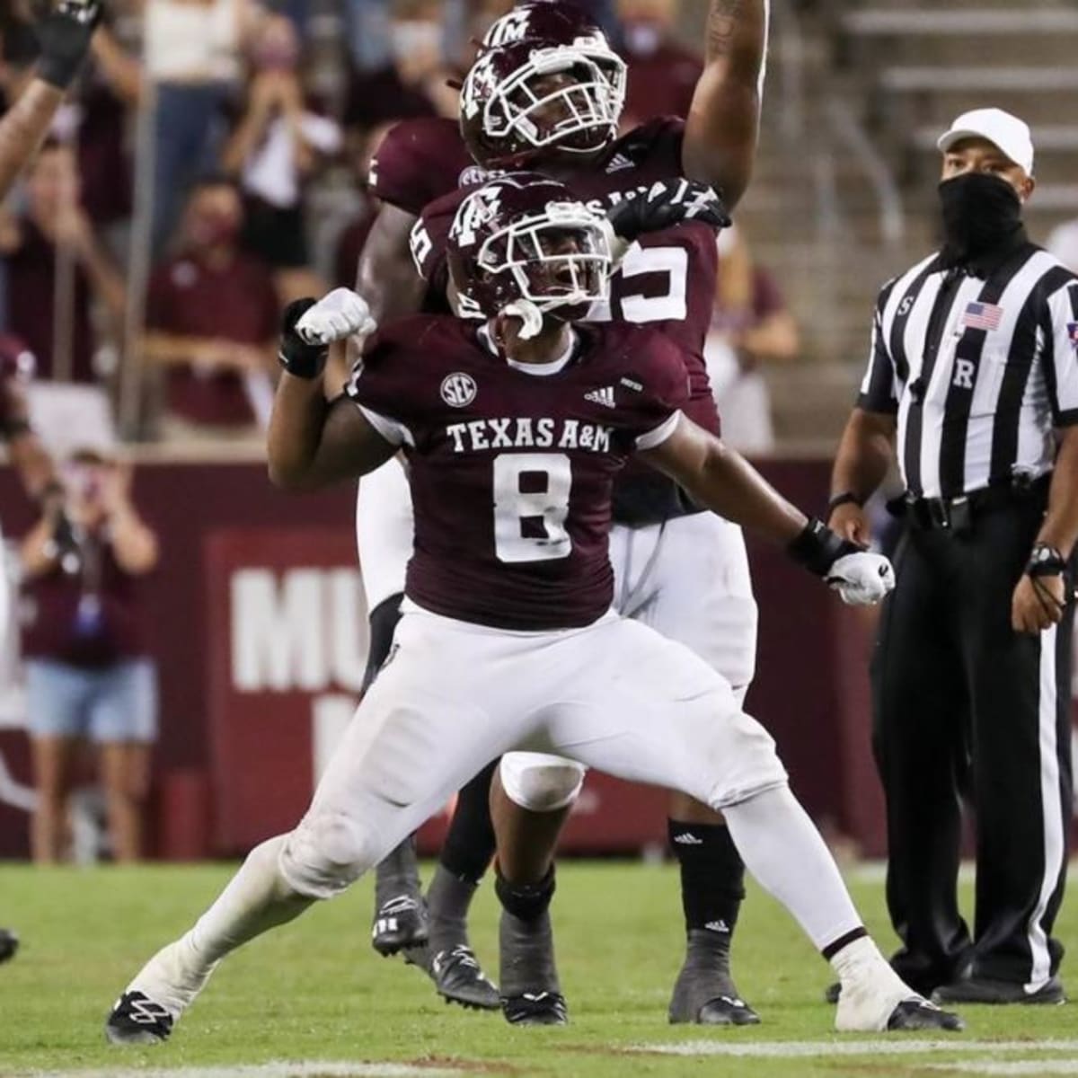 A&M's DeMarvin Leal Is A Bright Spot In An Otherwise Unremarkable 2022  Interior DL NFL Draft Class - Sports Illustrated Texas A&M Aggies News,  Analysis and More