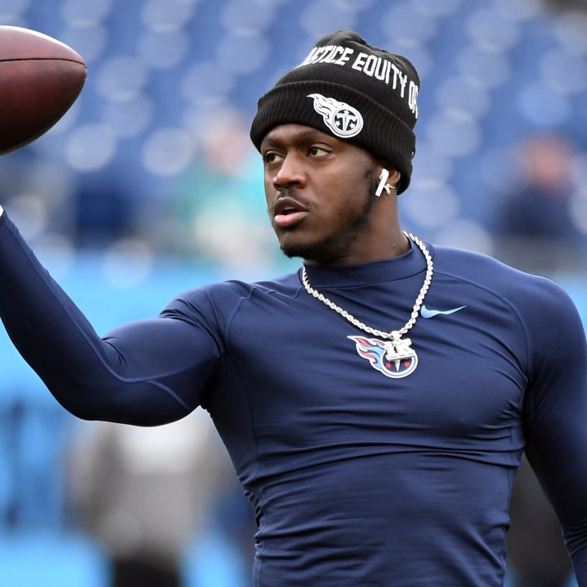 Tennessee Titans - Rookie WR A.J. Brown reppin' his QB 