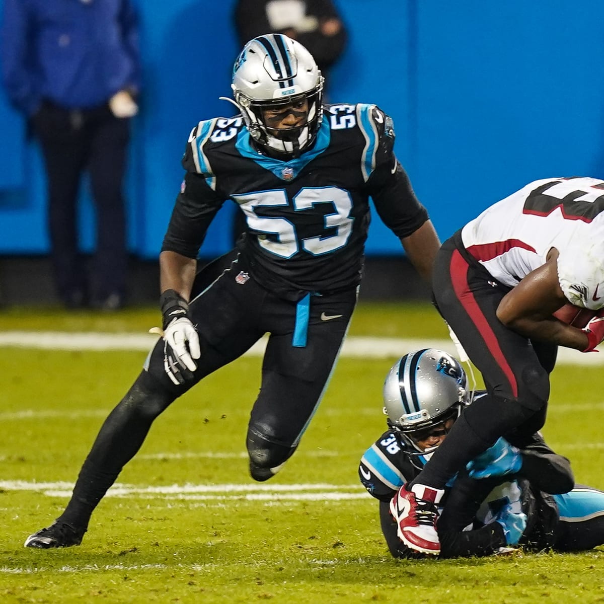 Panthers Brian Burns is NFC Defensive Player of the Week
