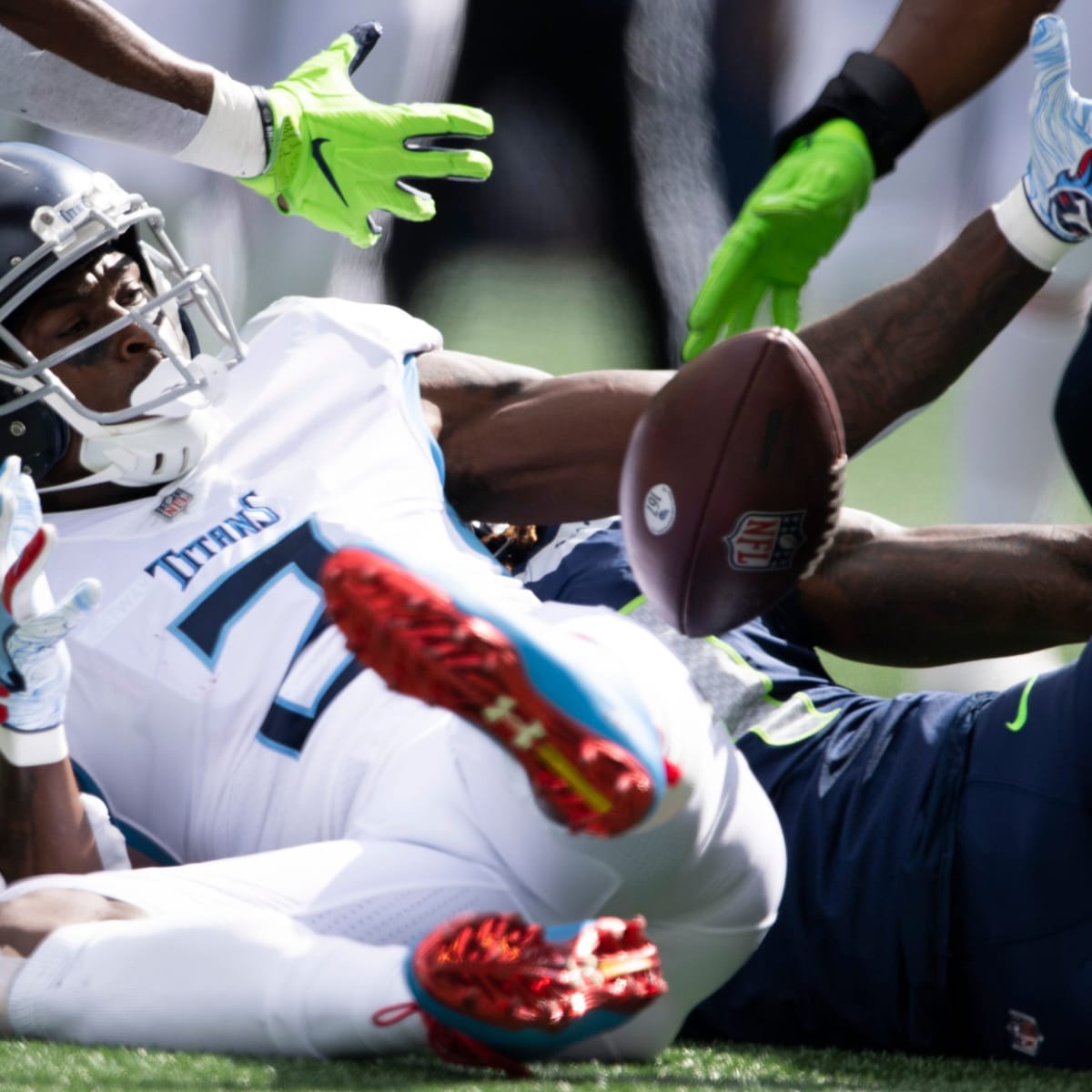 Tennessee Titans vs Indianapolis Colts inactives: Julio Jones out