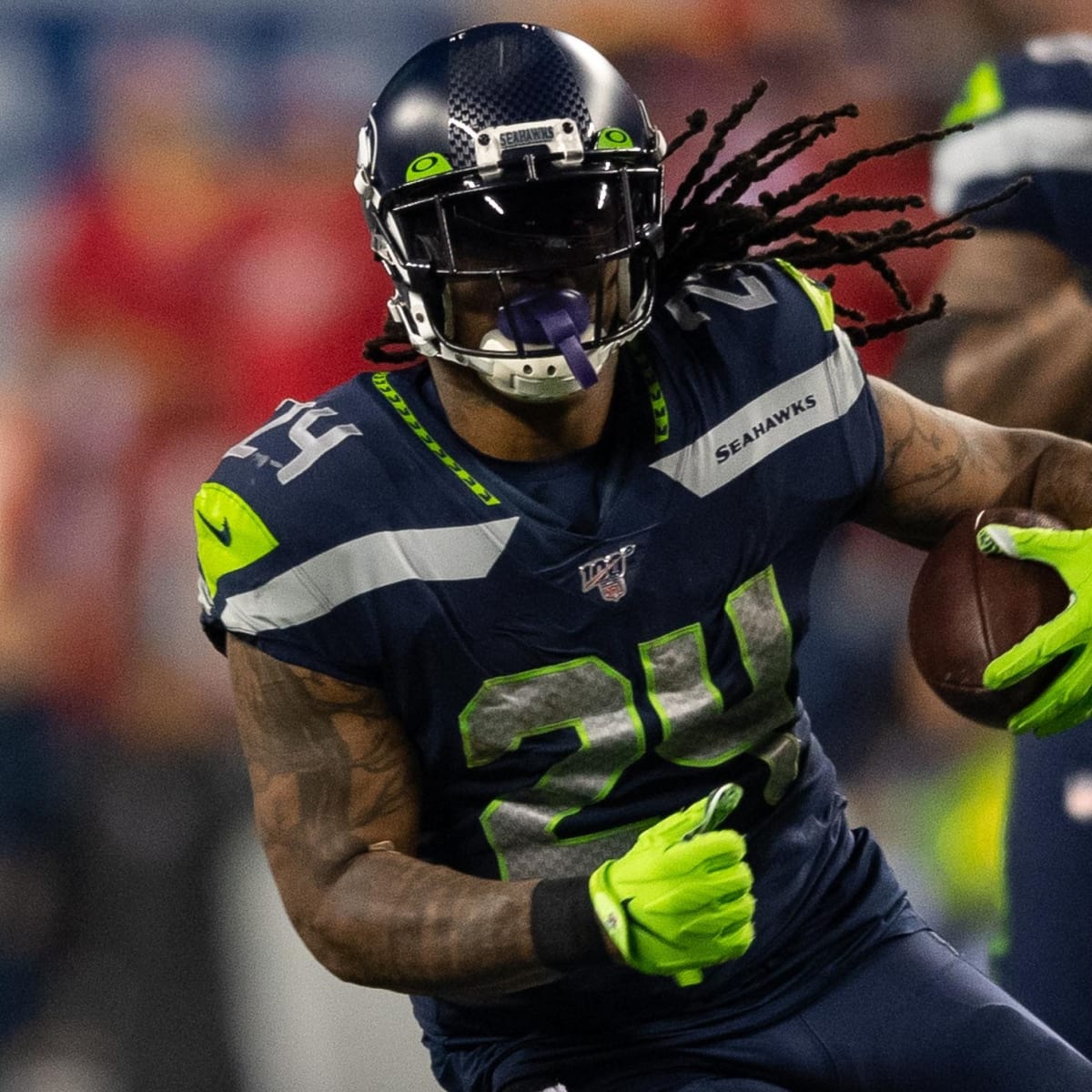 WATCH: Seattle Seahawks Ex Marshawn Lynch Visits Amish Country