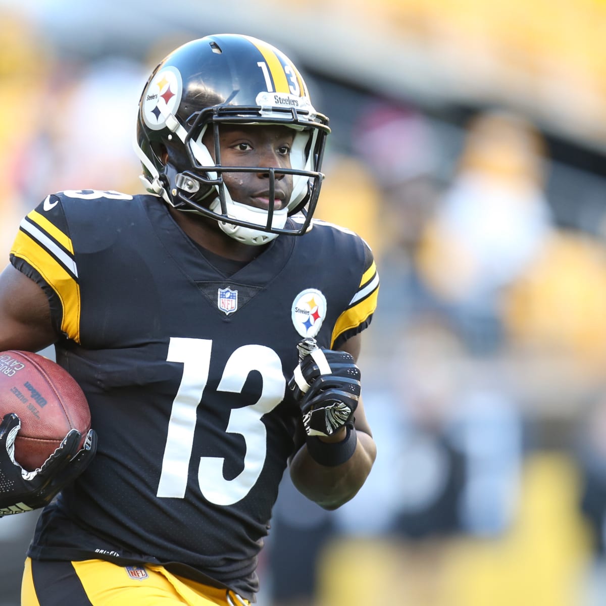 Former Steelers WR James Washington is expected to visit the