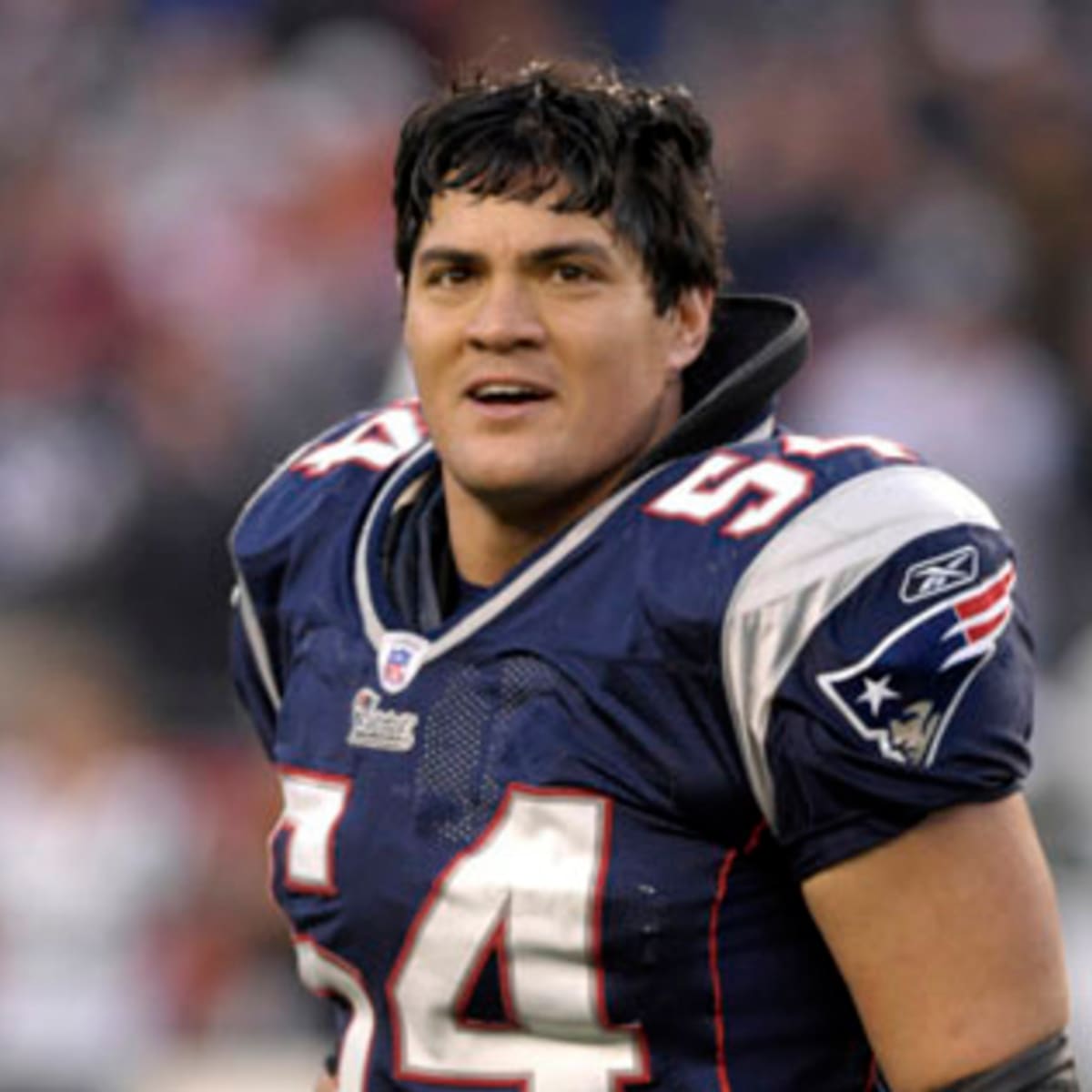 Patriots' star defender retires