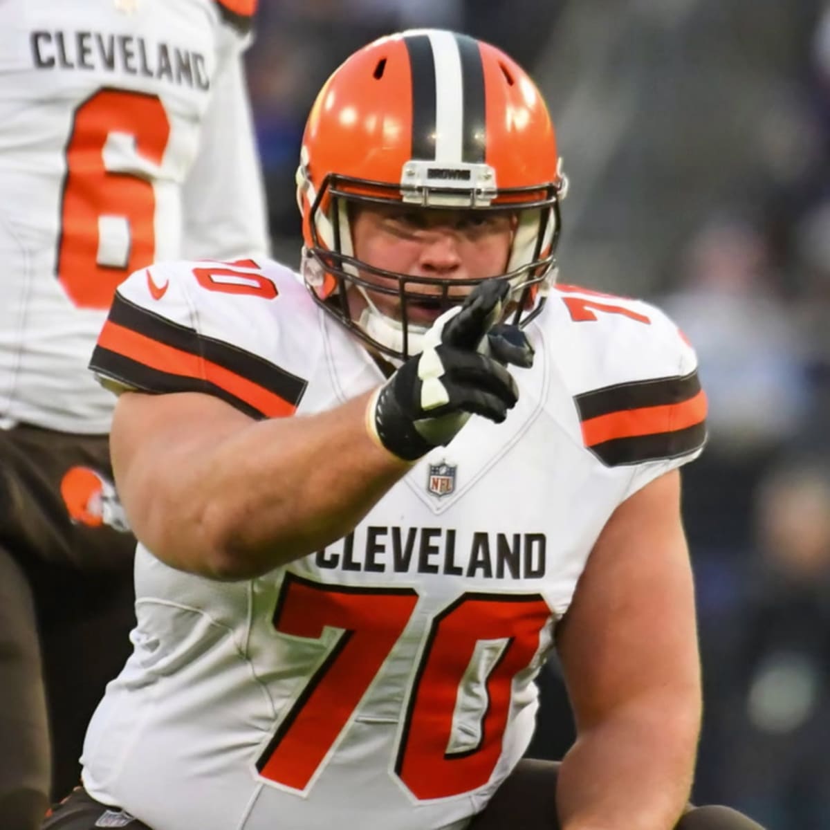 Cleveland Browns have some options at right guard