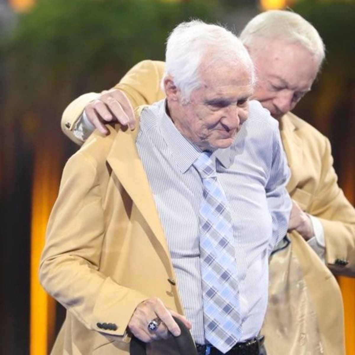 Longtime Cowboys VP Gil Brandt elected to Pro Football Hall of Fame Class  of 2019! - Blogging The Boys