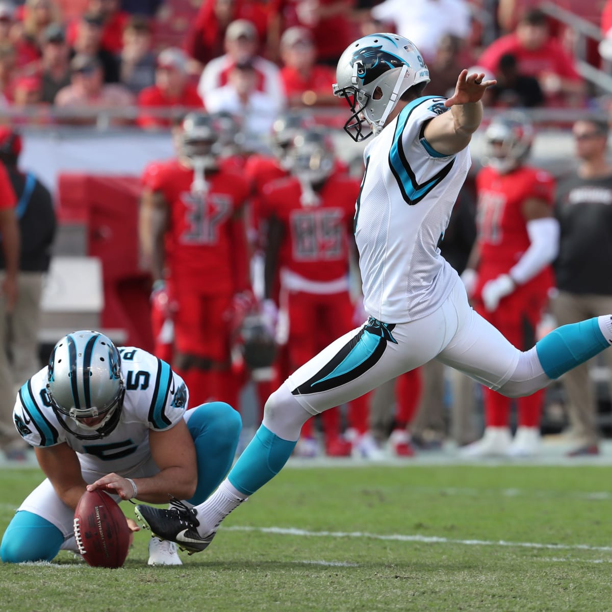 Panthers sign kicker Graham Gano to 4-year-contract