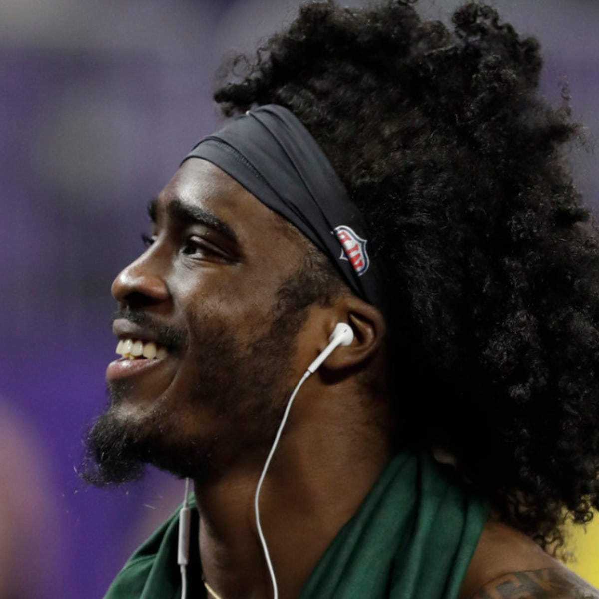 Packers star Aaron Rodgers brags on Tony Brown 