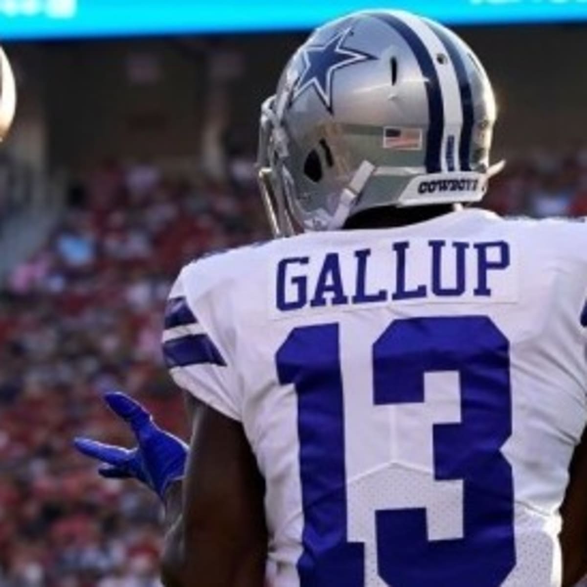 Cowboys WR Michael Gallup is using a Schutt Air XP Q11 with a titanium EGOP  facemask, 60% Oakley visor and a SportStar Victory XD…