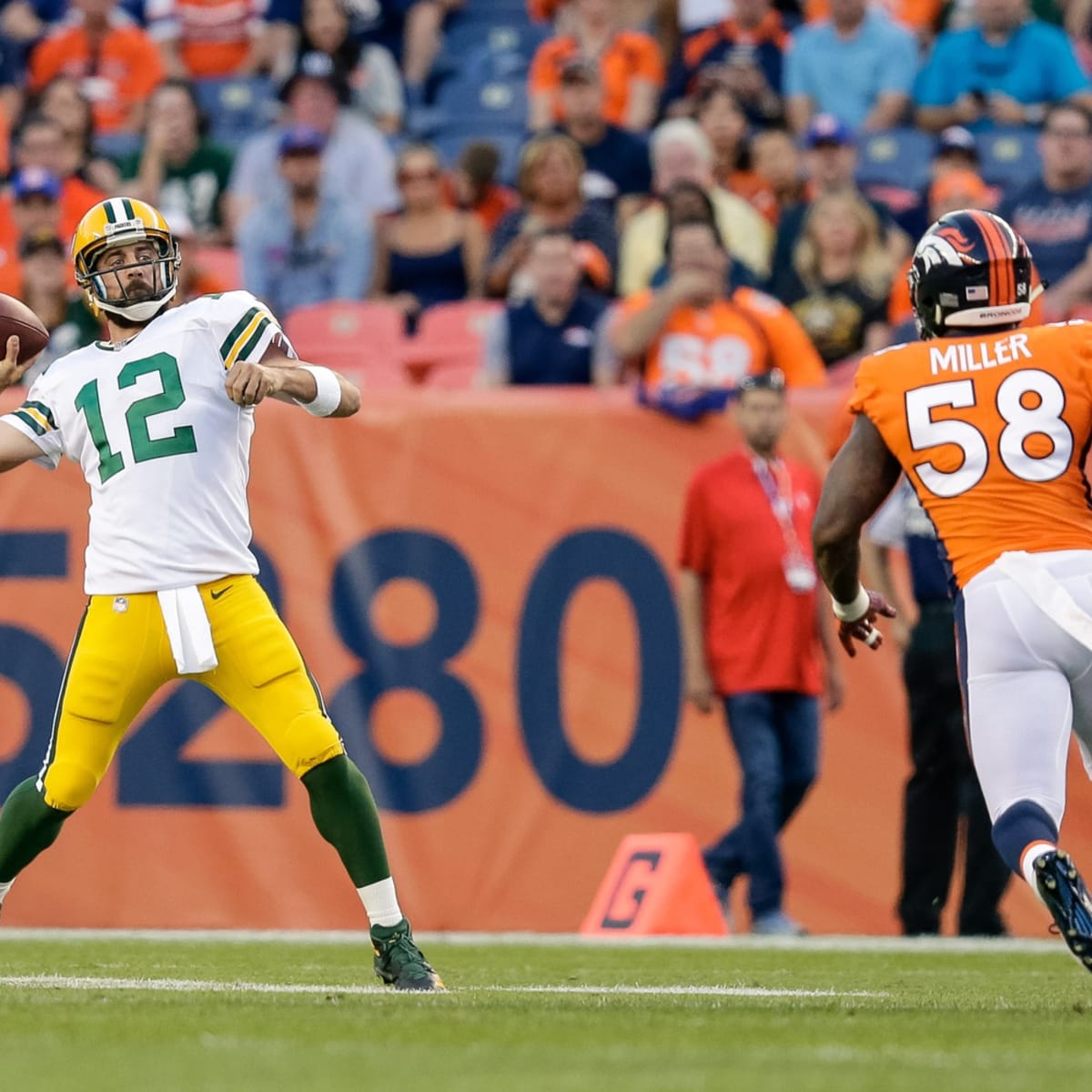 Broncos Insider: Aaron Rodgers' lopsided history over Vic Fangio defenses –  The Denver Post