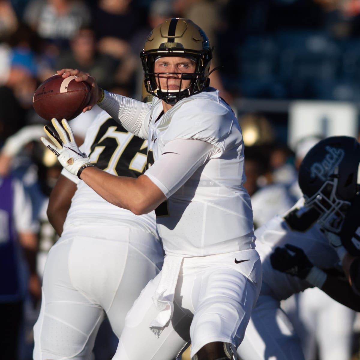 Injury Update Purdue Qb Elijah Sindelar Still In Concussion Protocol Sports Illustrated Purdue Boilermakers News Analysis And More