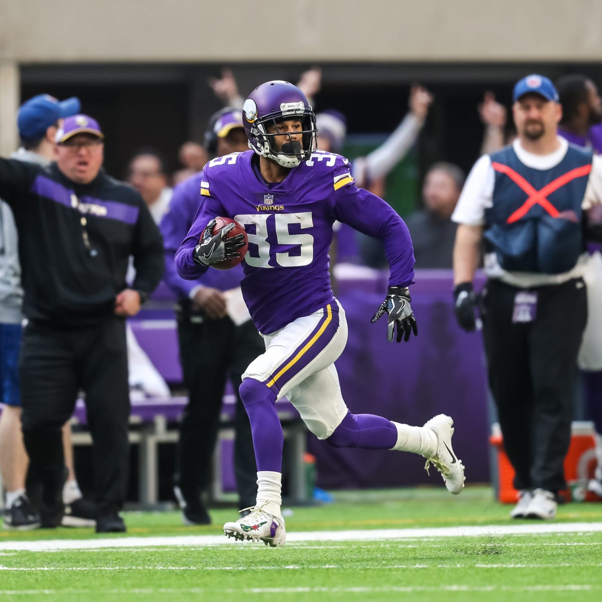 Vikings sign CB Marcus Sherels, place WR Chad Beebe on IR