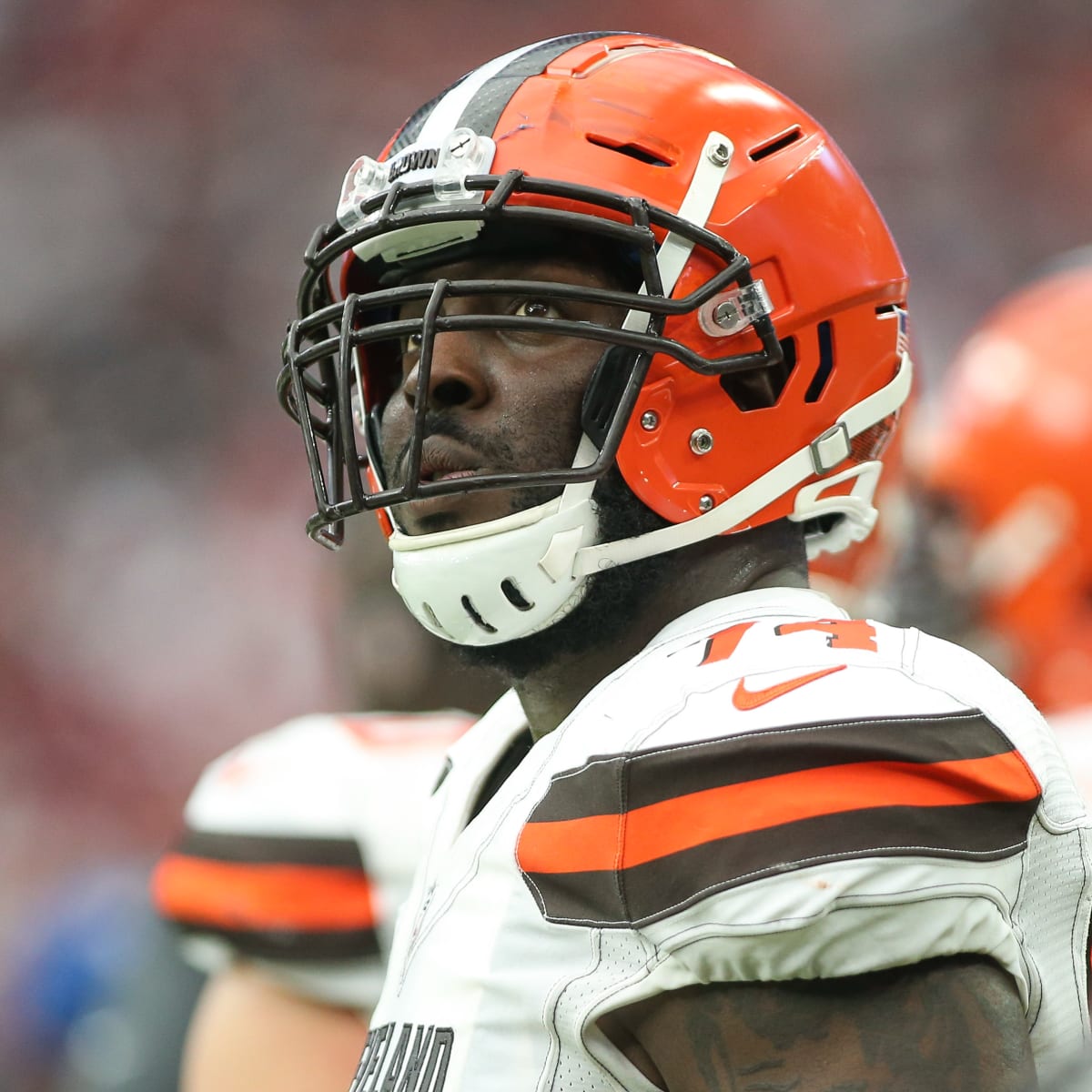 Cleveland Browns offensive tackle Chris Hubbard (74) lines up for a play  during an NFL football game against the Tampa Bay Buccaneers, Sunday, Nov.  27, 2022, in Cleveland. (AP Photo/Kirk Irwin Stock