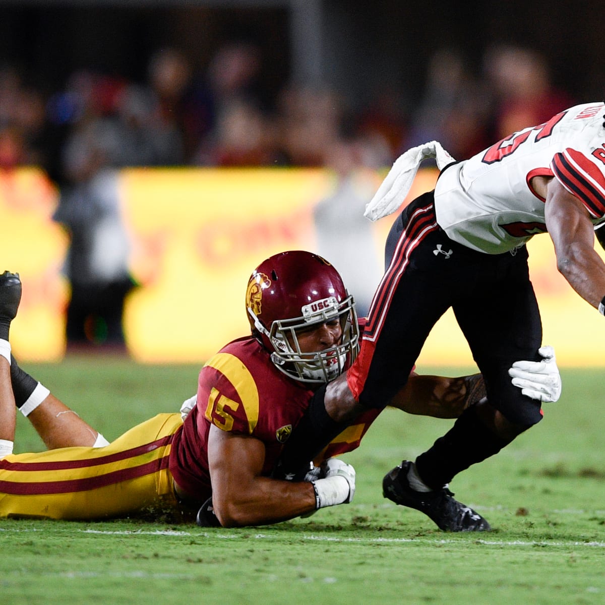 Talanoa Hufanga returns to lead defense against Notre Dame - Daily Trojan