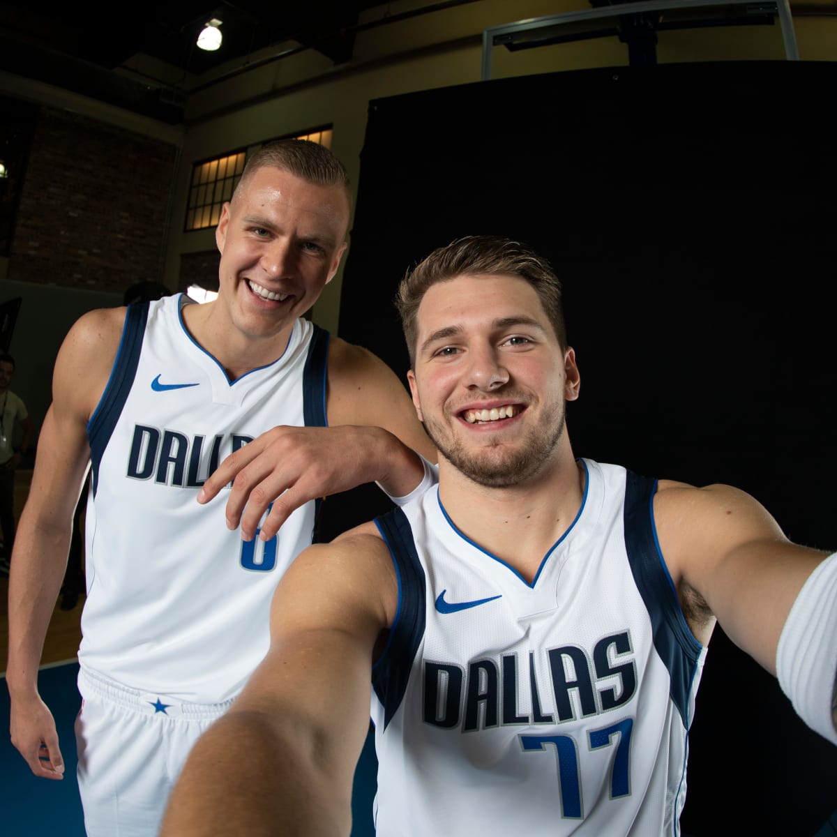 Whitt's End: Mavs To Dallas Cowboys - Luka Doncic Is 'The Next Emmitt' -  Sports Illustrated Dallas Mavericks News, Analysis and More