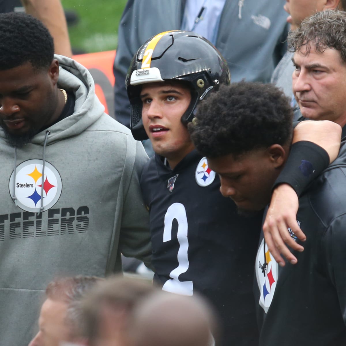 Steelers QB Mason Rudolph left out to dry in preseason finale