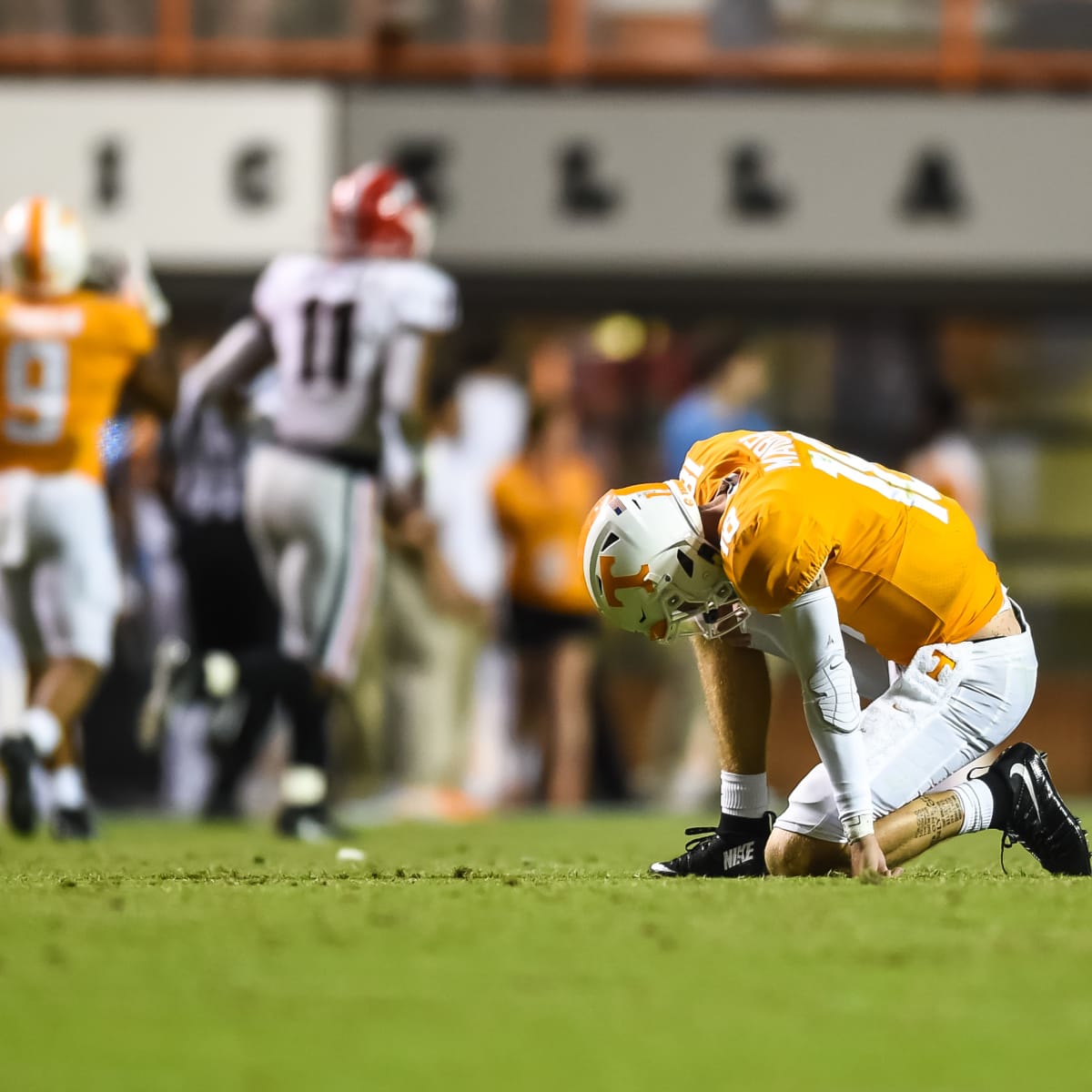 Trey Smith to Remain with Tennessee for Senior Season - Sports Illustrated  Tennessee Volunteers News, Analysis and More