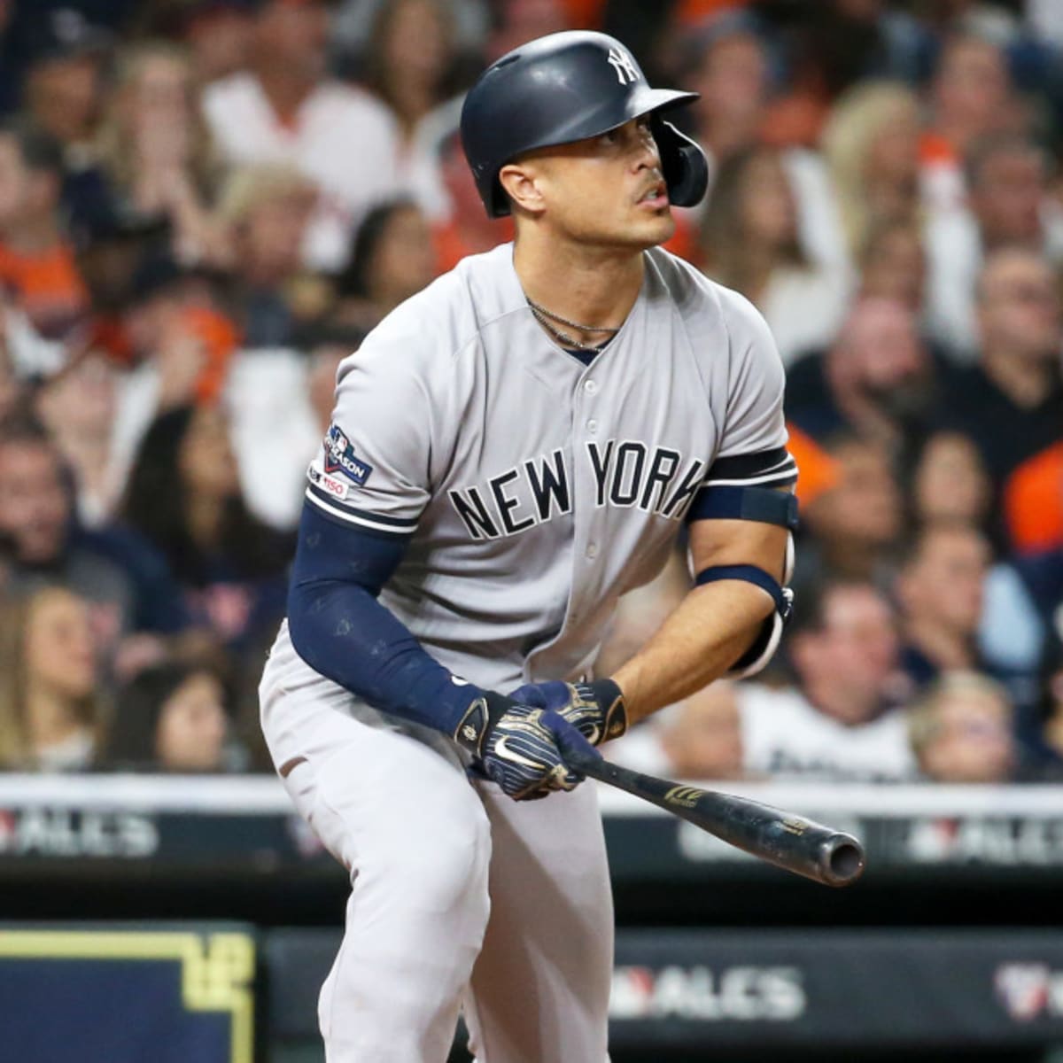 Alex Rodriguez misses game, to get MRI on quadricep