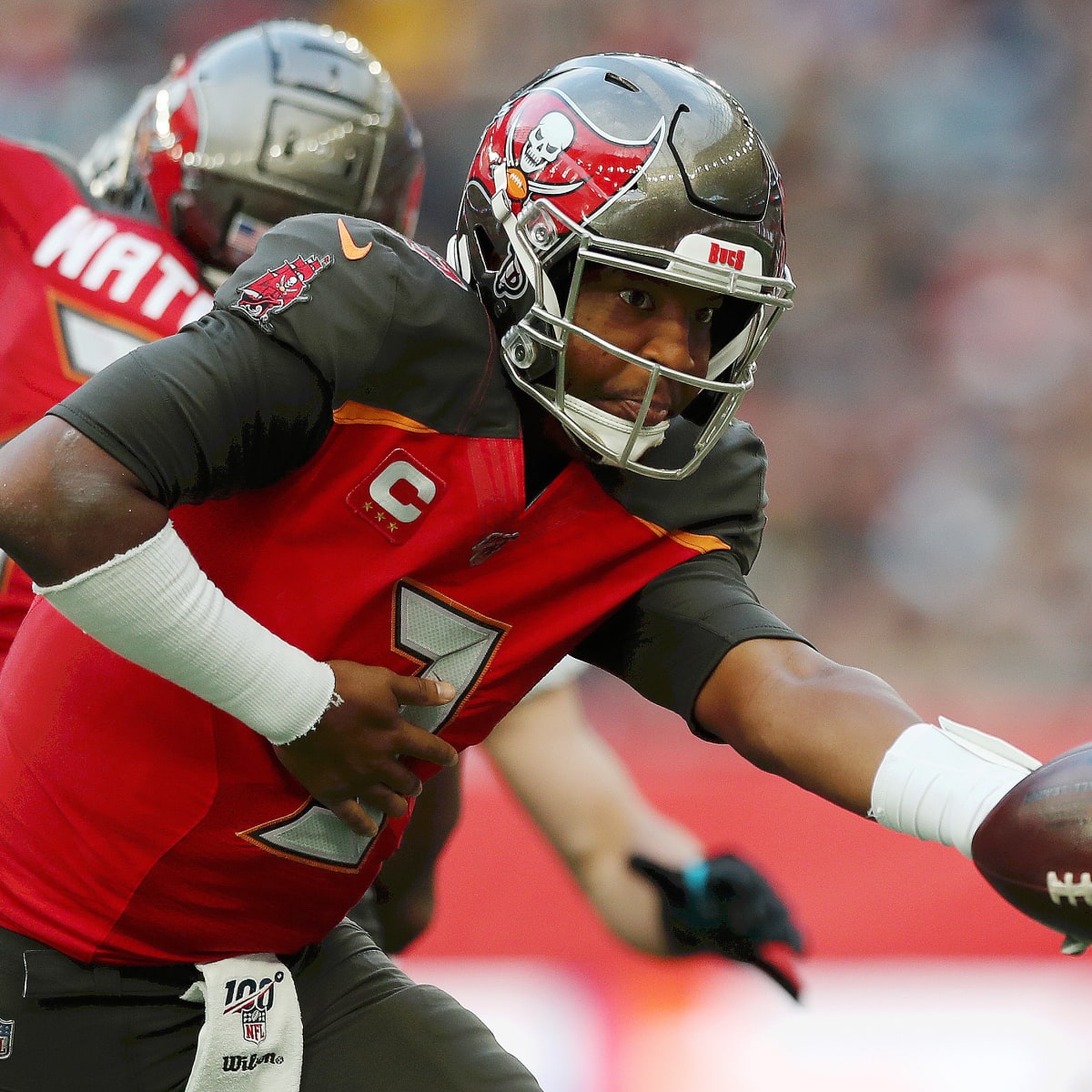 Jameis Winston has six turnovers against Panthers in London