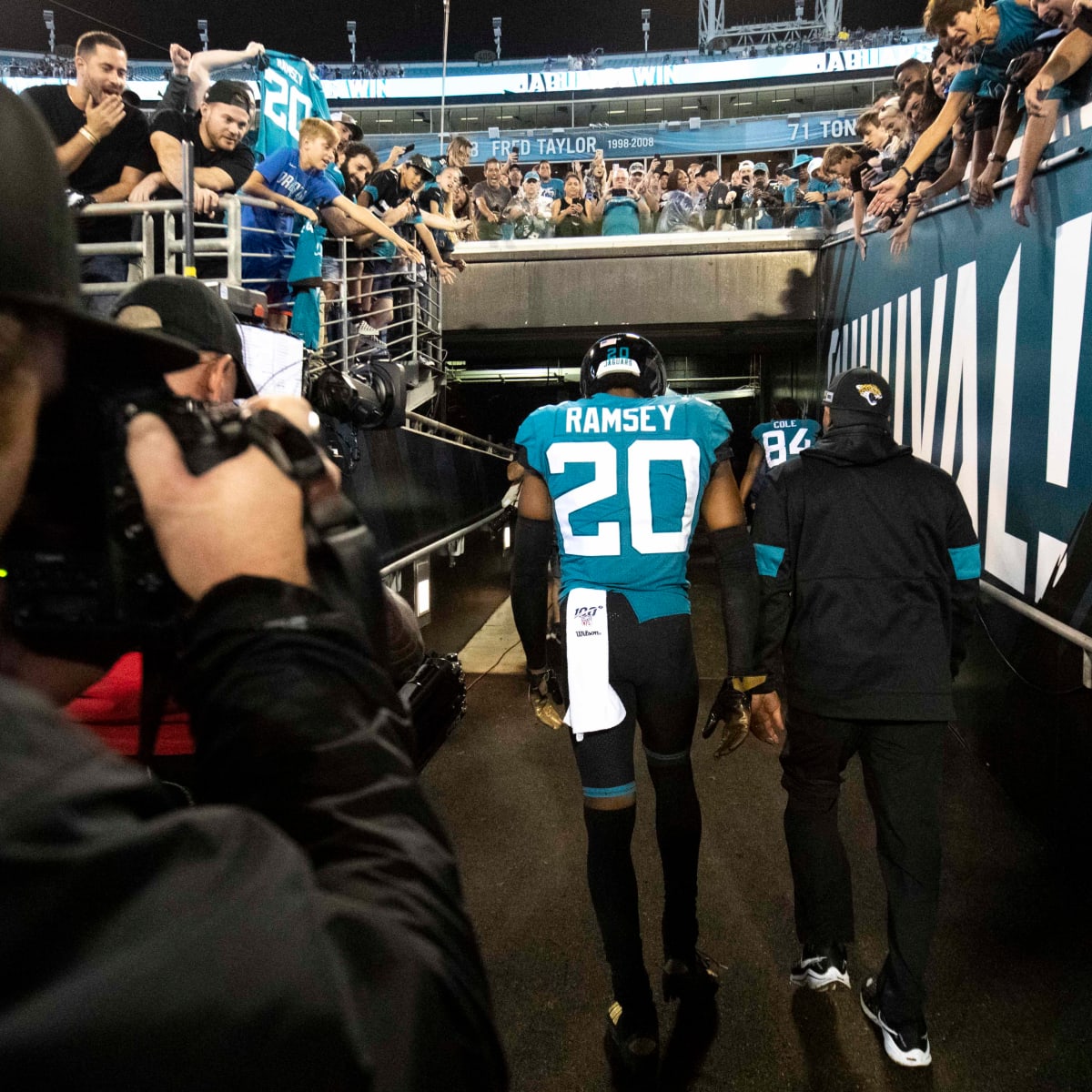 Eagles reportedly offered two high picks for Jalen Ramsey, but Rams offered  Jaguars more 