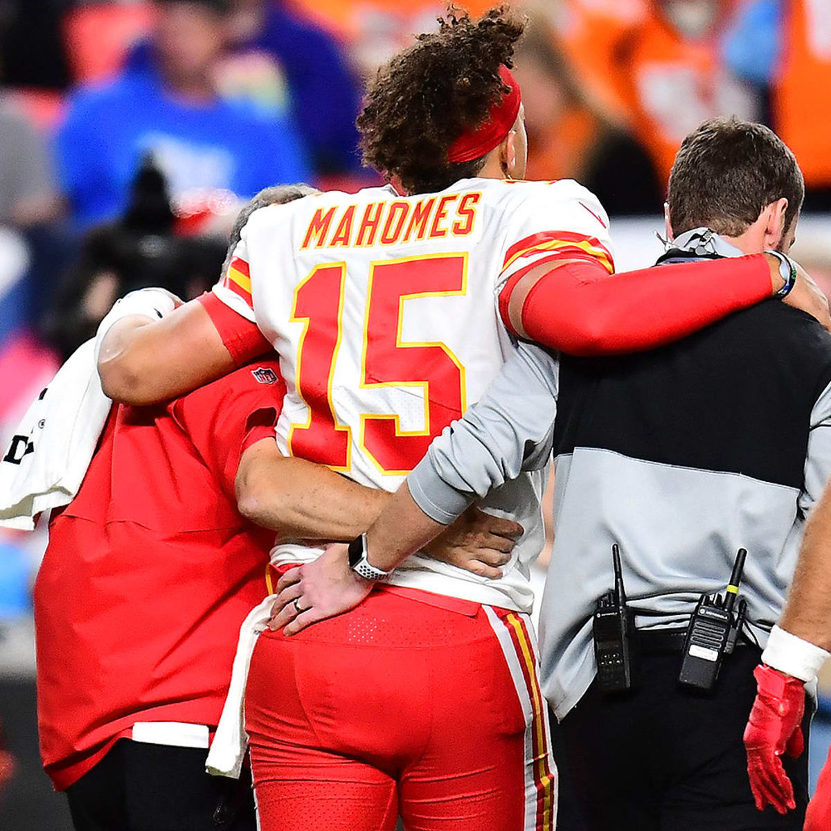 Despite Mahomes Injury, Kansas City Holds Off Jacksonville - The New York  Times