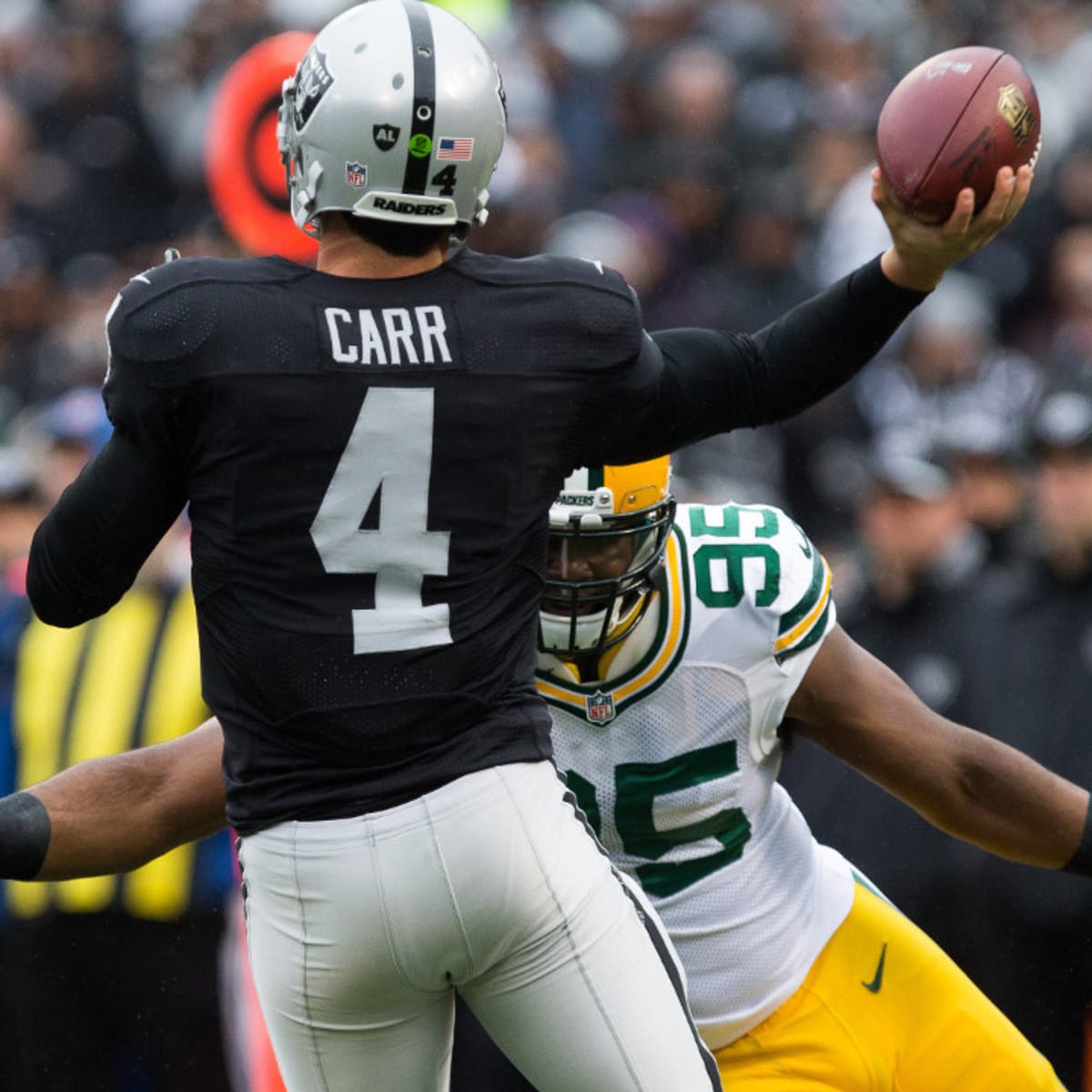 Raiders: Darren Waller trade rumors Packers has Derek Carr responding