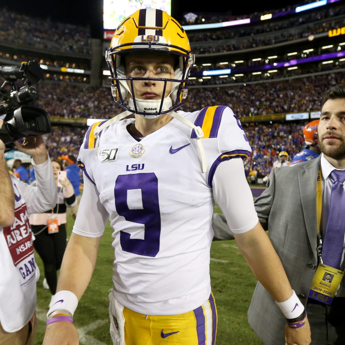 ESPN on X: He's got the Joe Burrow costume down perfectly 